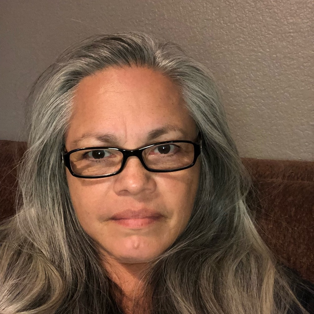 Meet your Posher, Felisa